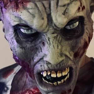 Meet your Posher, Damien